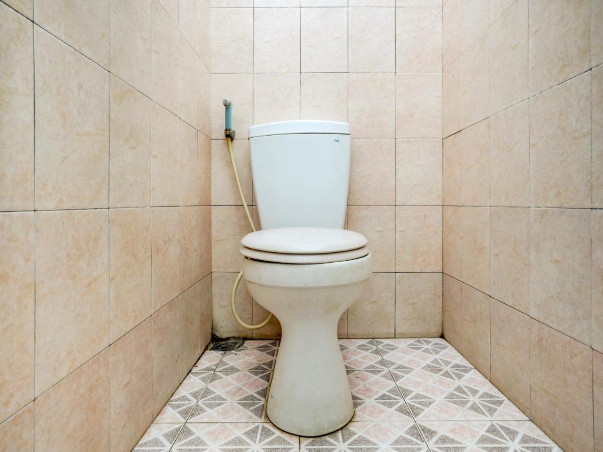 Super Oyo 90118 Hotel Diamond Syariah Subang Dış mekan fotoğraf