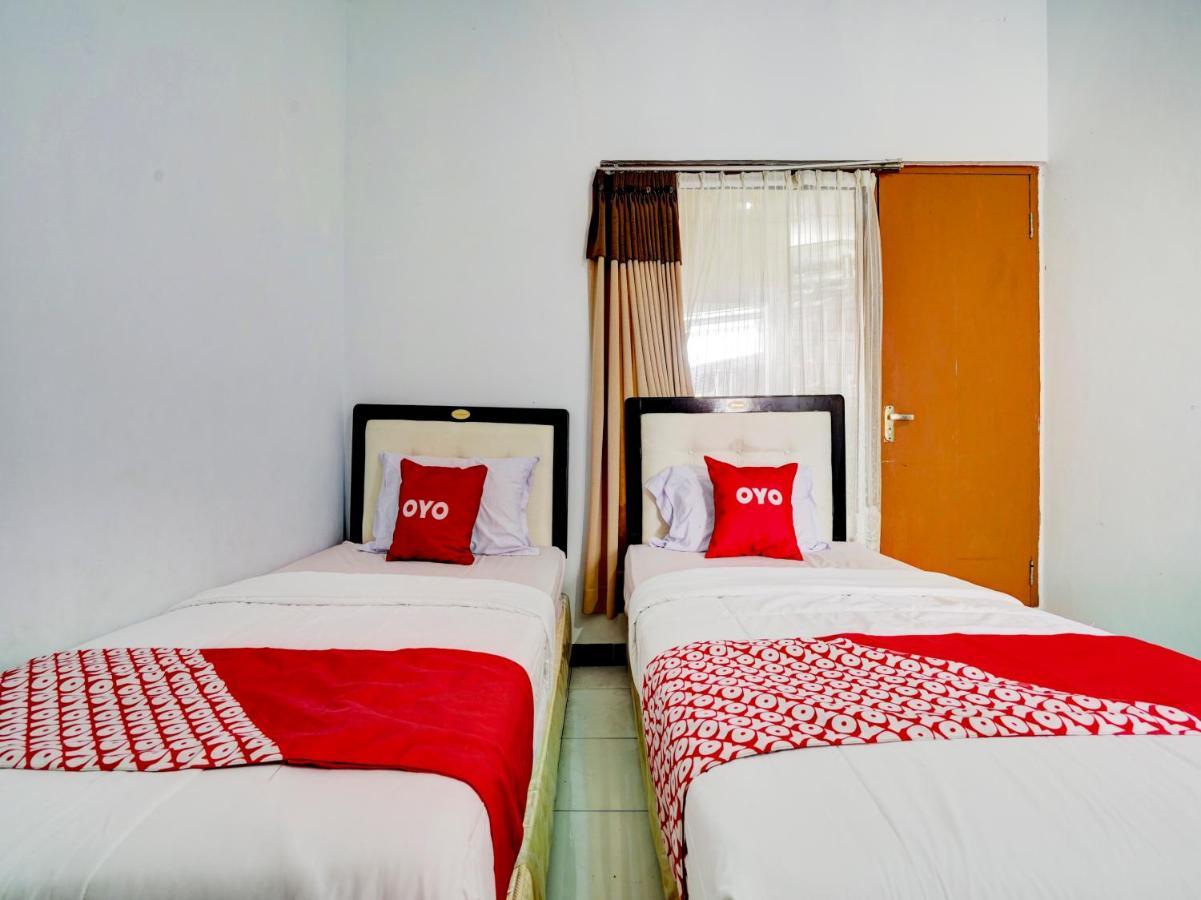 Super Oyo 90118 Hotel Diamond Syariah Subang Dış mekan fotoğraf